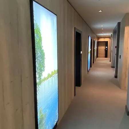 Super Seven 4* Belgrade