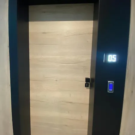 Apartmanhotel Super Seven Belgrád