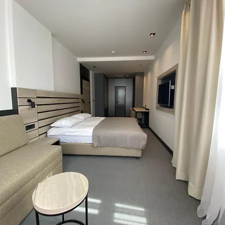 Aparthotel Super Seven *